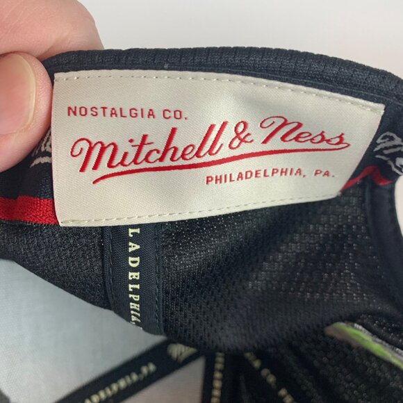 Perth Scorchers Twenty20 Black Orange Mitchell & Ness Snapback Hat New - Picture 6 of 7